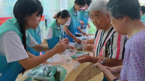 廣東江門中醫(yī)藥職業(yè)學(xué)院 傳承紅色基因，弘揚(yáng)中醫(yī)文化，開展養(yǎng)生保健服務(wù)活動